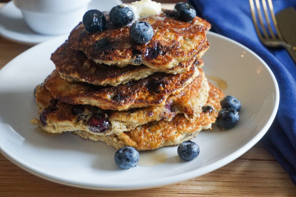 blueberry oatmeal pancakes