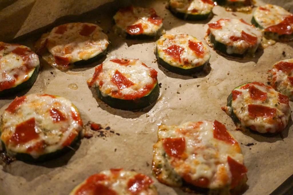 baked zucchini pizza bites