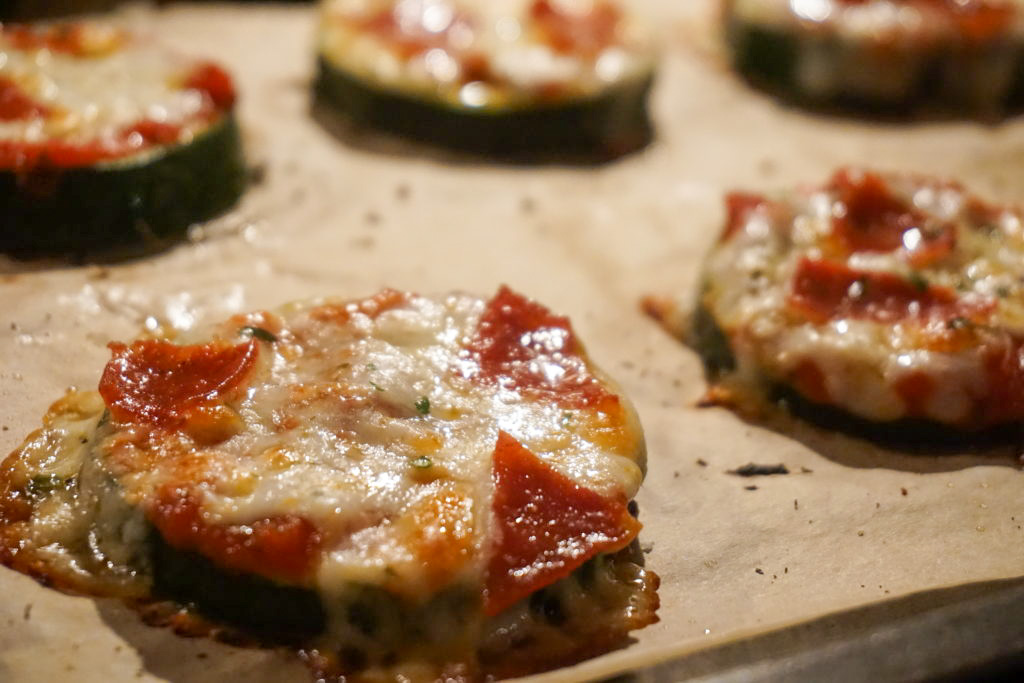 baked zucchini pizza bites