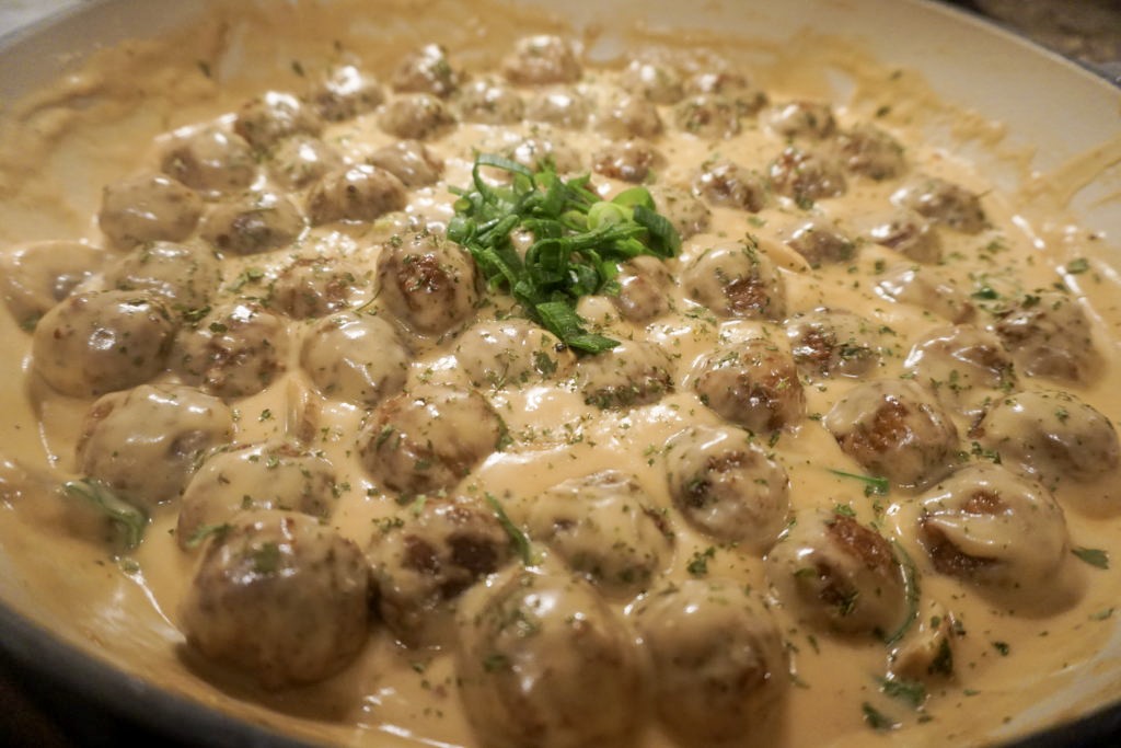 Quick & Easy Swedish Meatballs (Frozen) - Dulcet Scintilla