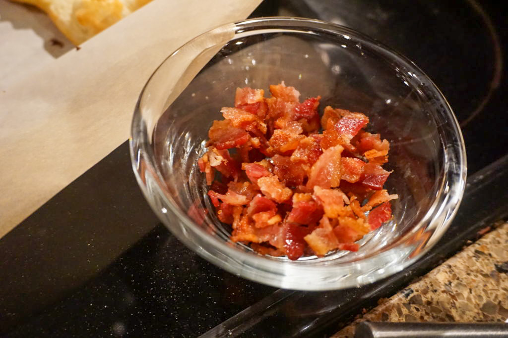 crumble bacon 