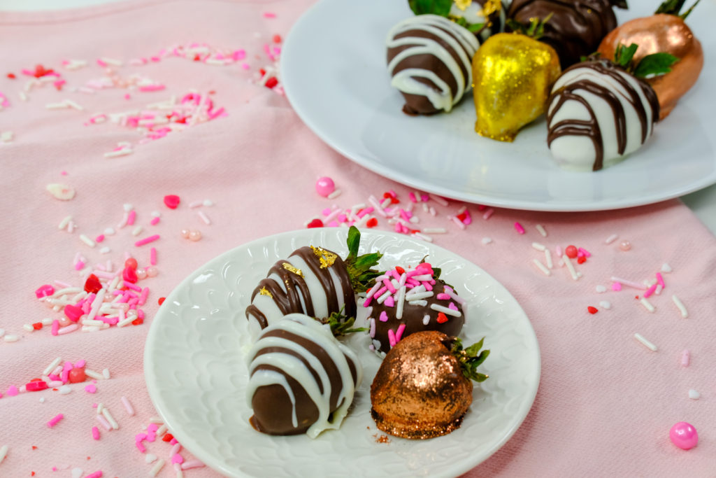 overview of the chocolate covered strawberries 